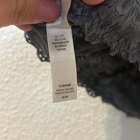 Felina Lingerie lace bralette size medium - Picture 4 of 5